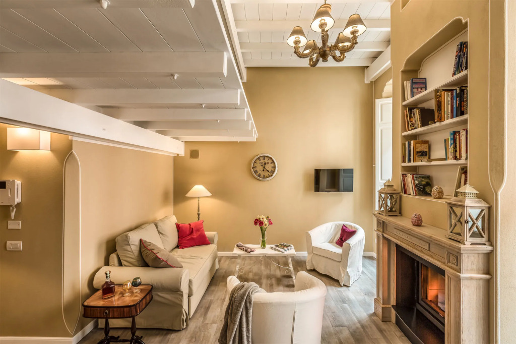 Palazzo Dessy Historic House