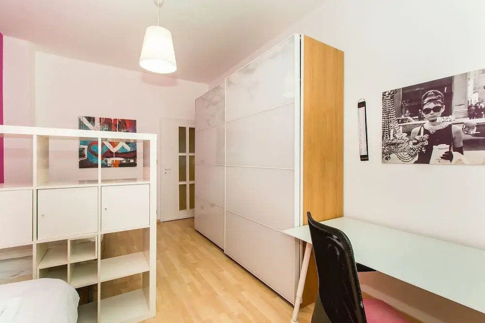 Mm Dante Colorful Apartment