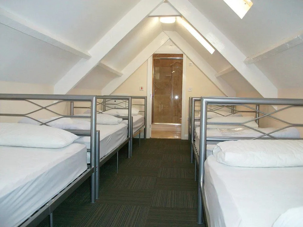 Tomlinson's Cafe & Bunkhouse - Hostel