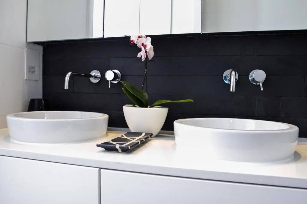 STUNNING Brand New Apartment
