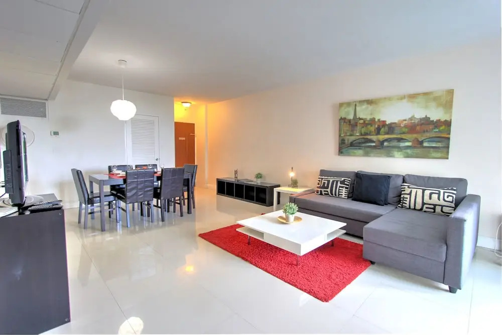 Tides - Private Condo