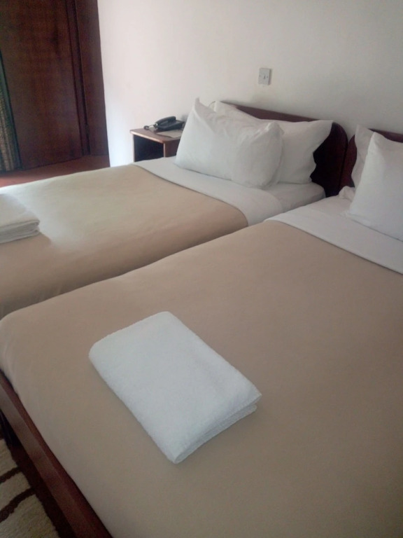 Chaminuka Lodge and Nature Reserve
