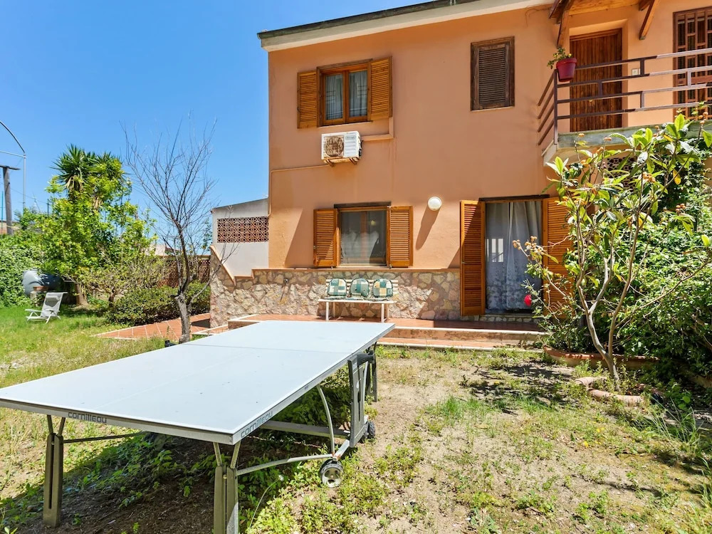 Lovely Villa in Messina near Sea Beach