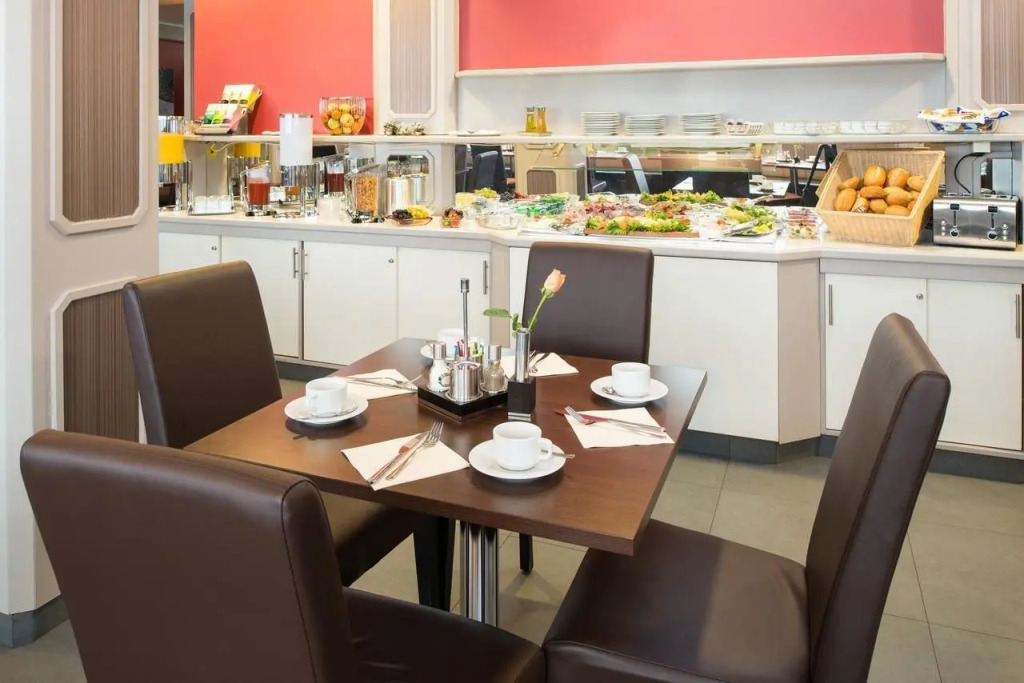 Munich Deluxe Hotel