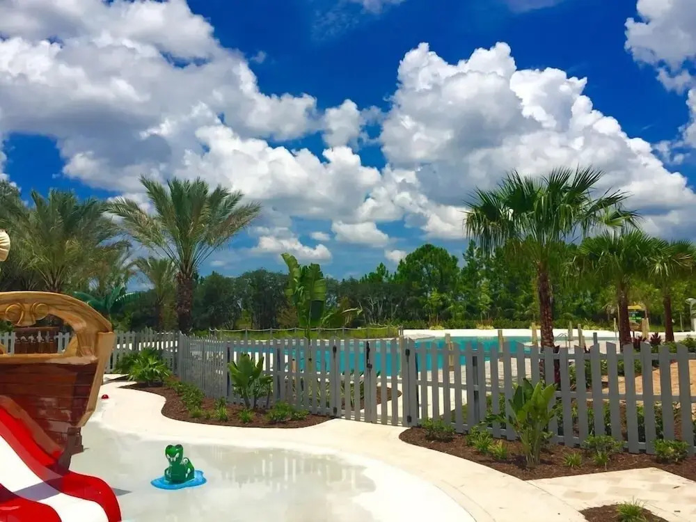 Wonderful 4 Bed Townhome Near Disney Parks 342 4 Bedroom Townhouse by Redawning