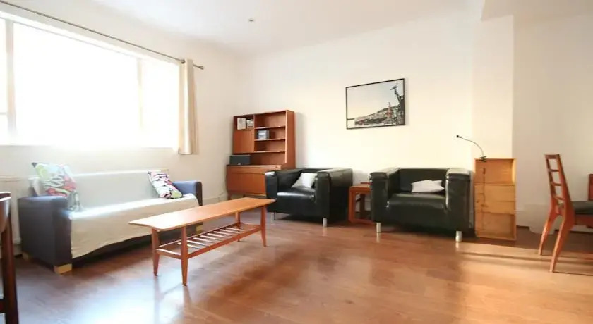 FG Property - Chelsea, Bute Street