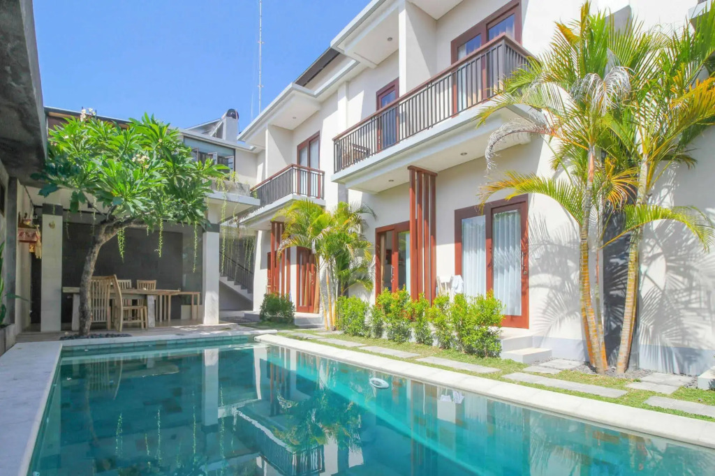艾里巴厘岛水明漾库提一段甘皮桑库塔酒店(Airy Seminyak Kunthi Satu Gang Pisang Kuta Bali)