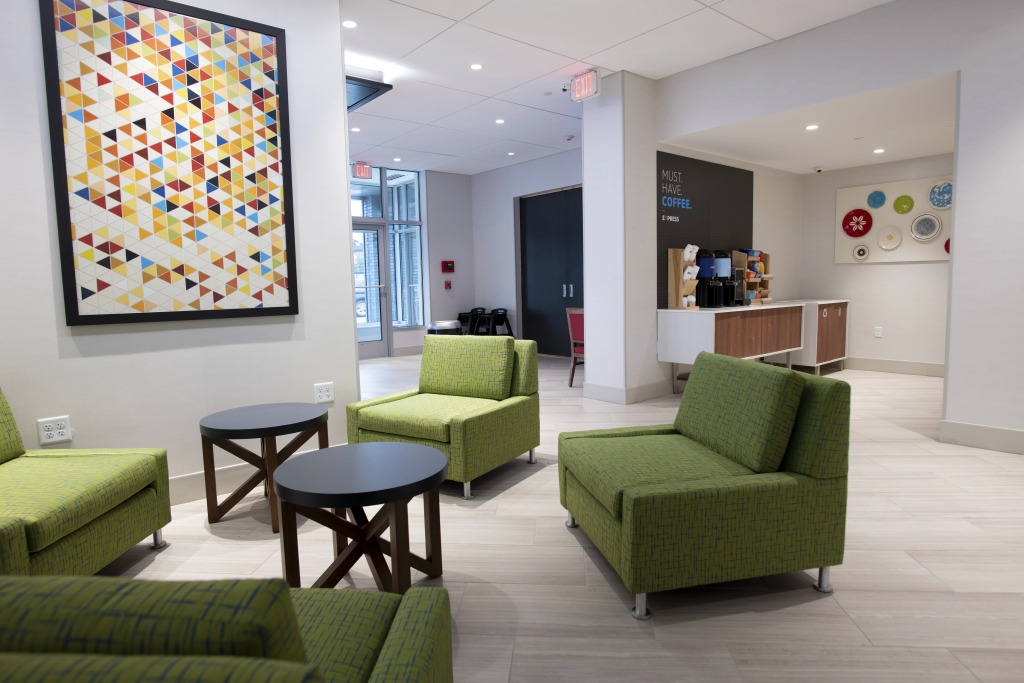 Holiday Inn Express & Suites Jersey City - Holland Tunnel by IHG