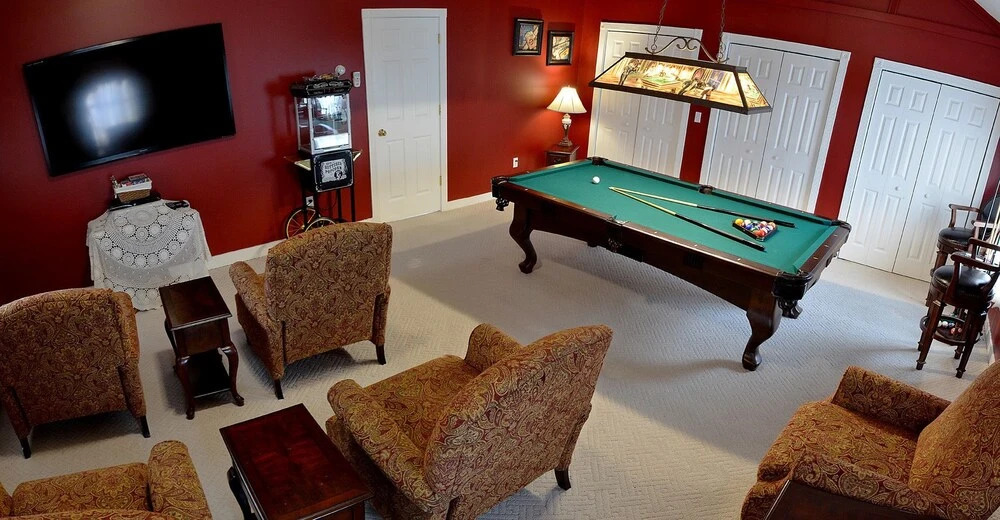 1862 Seasons on Main B&B