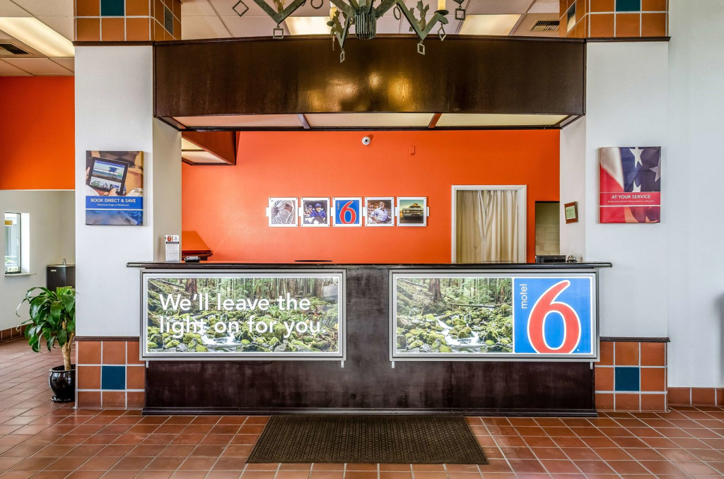 Motel 6 Oakdale, Ca