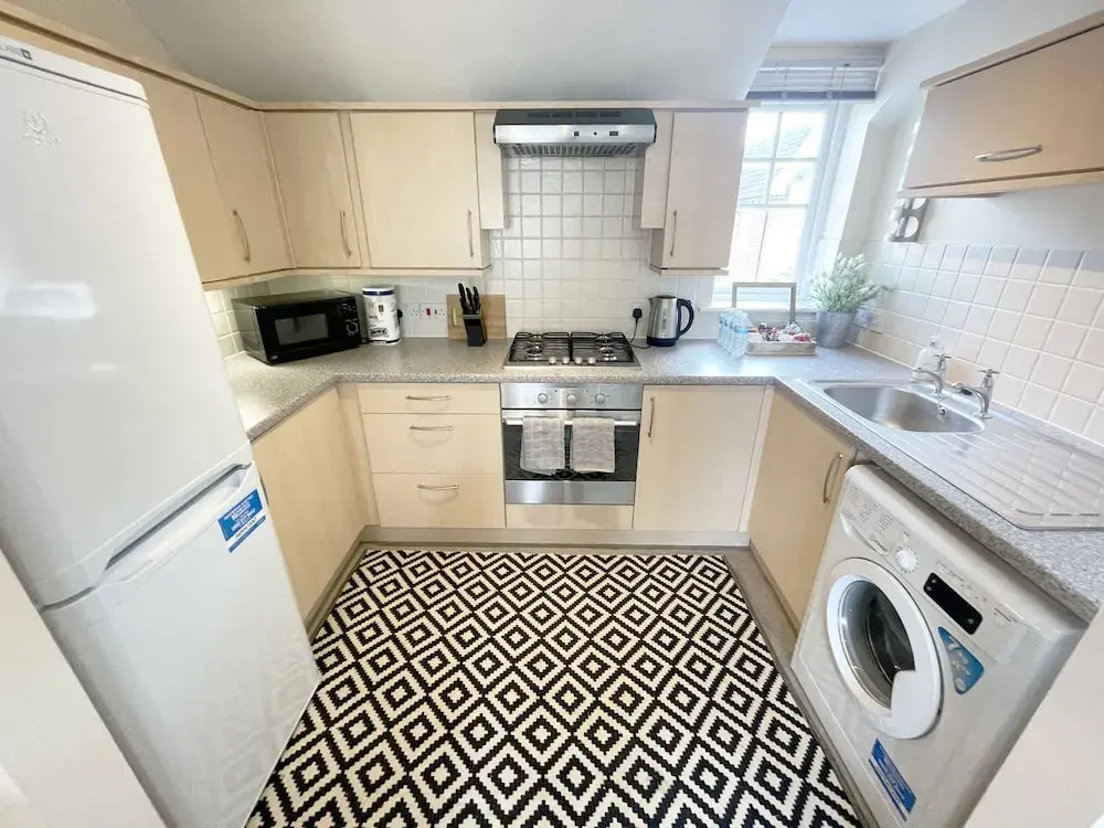 Continental Apartments 2-bed Apartment Farnborough