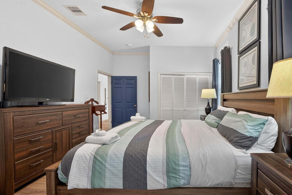Seaglass Haven 2 Bedroom Home