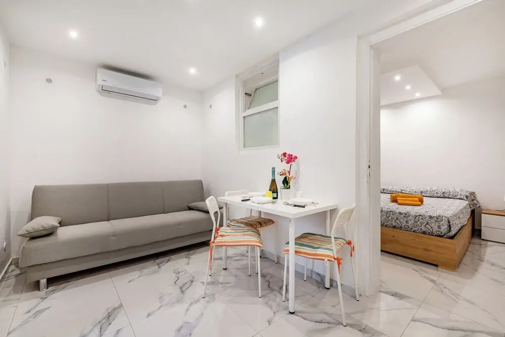 Ada Home In The Centre Of Bari
