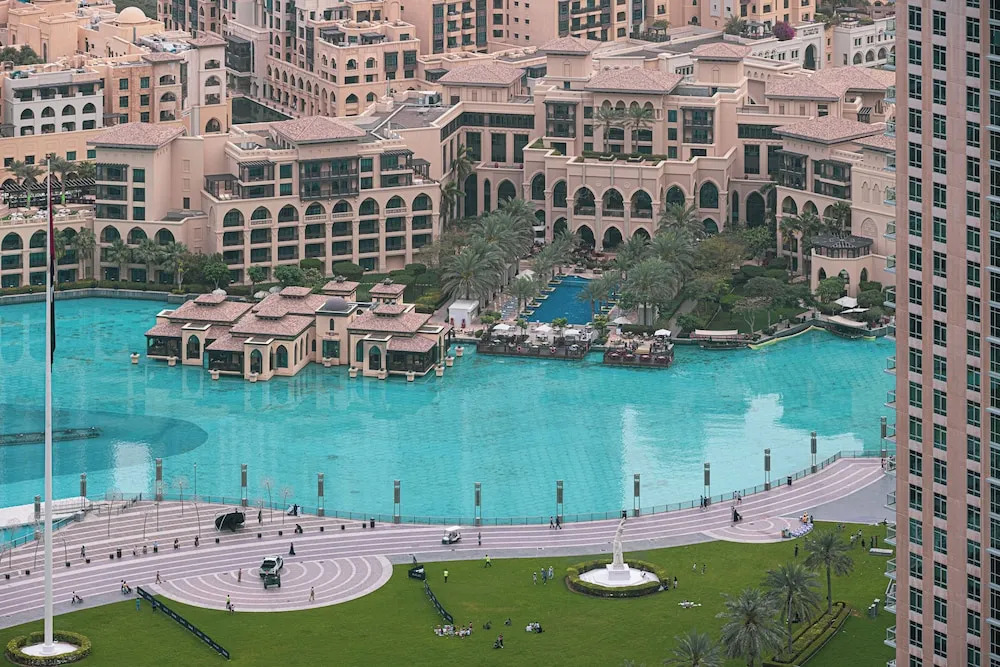 Spectacular Burj Khalifa View Dubai Mall