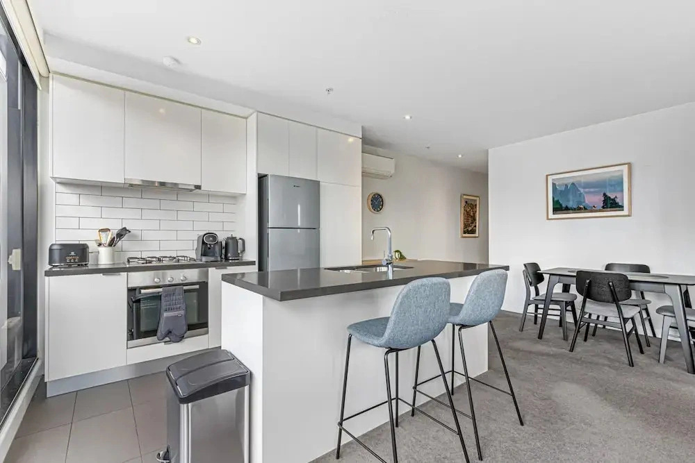 Pristine 2-bed Unit With Beautiful City Landscape
