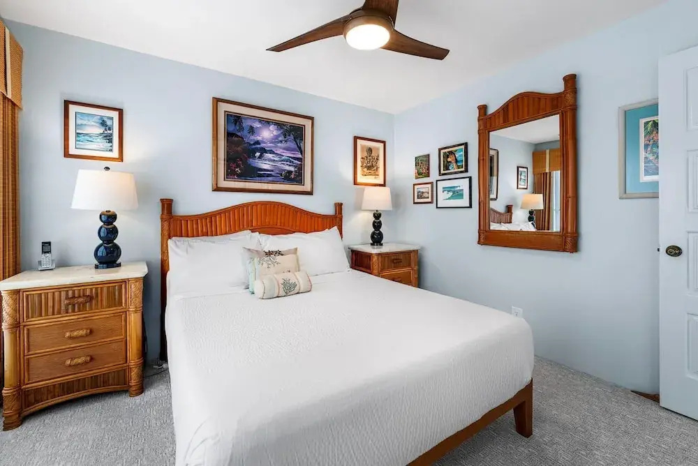 Direct Ocean Front - Beautifully Updated - End Unit - Vrkcv