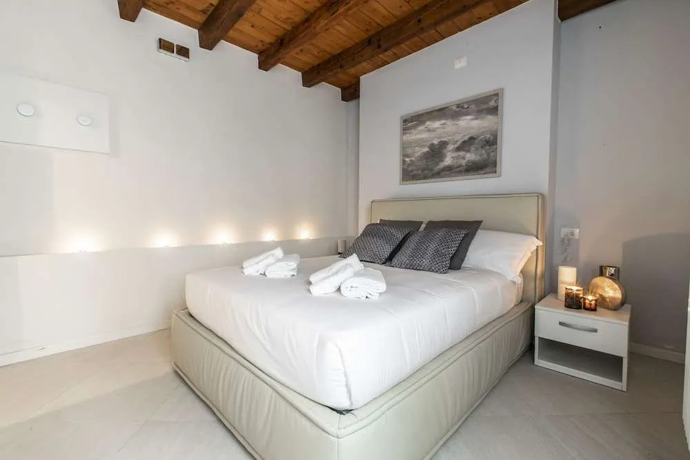 Venetian Exclusive Apartment R&R