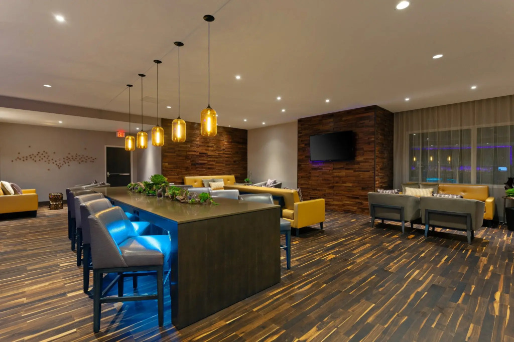 Crowne Plaza Silicon Valley North - Union City by IHG