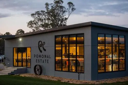 Pomonal Estate Villas