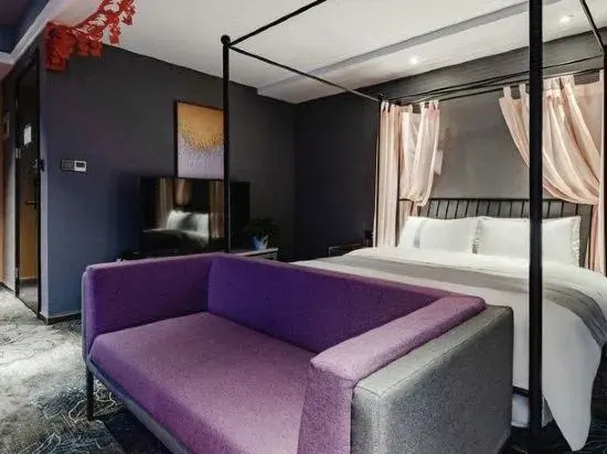 Yunjing Hotel (Luohe Shabei Dennis Convention and Exhibition Center)