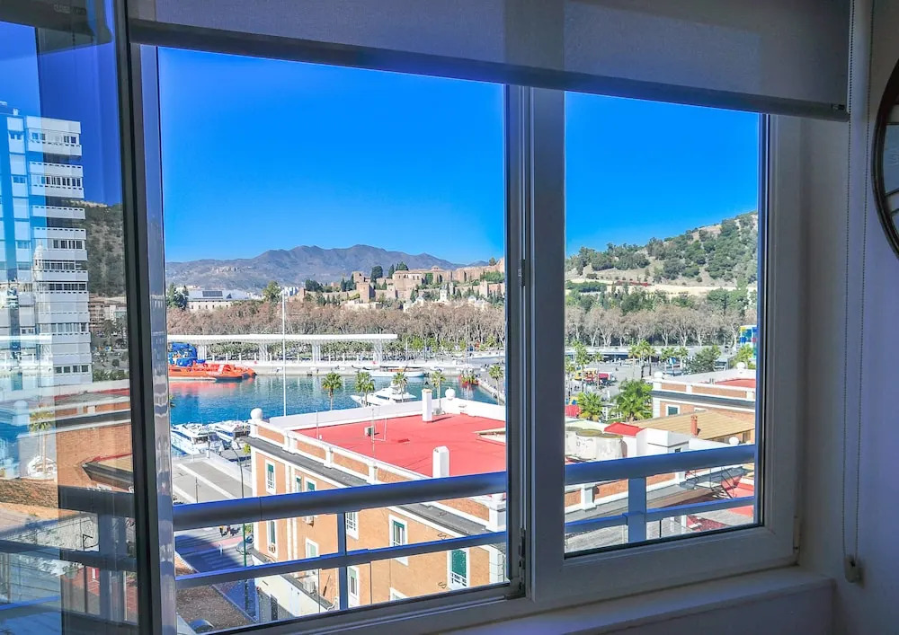 Beach Malagueta by Caleta Homes