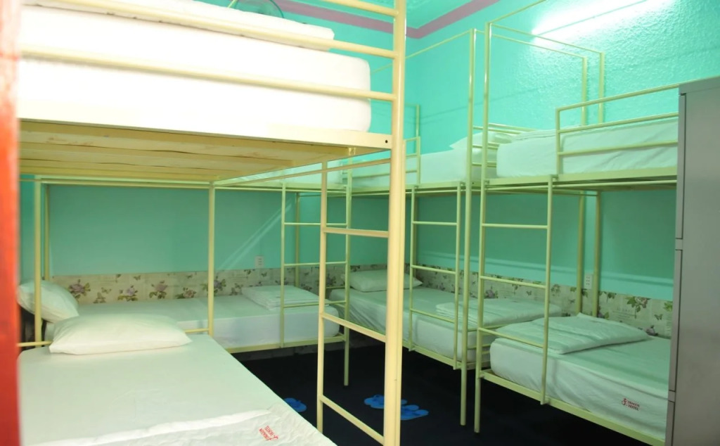 Dragon Hostel