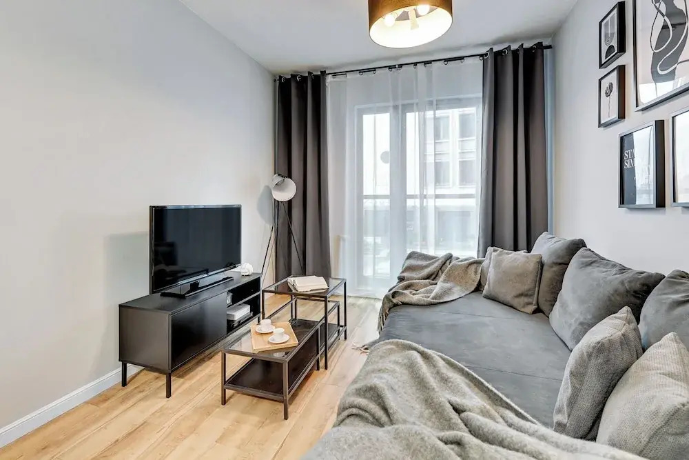 Waterlane Riverside SPA, Pool & Gym by Downtown Apartments