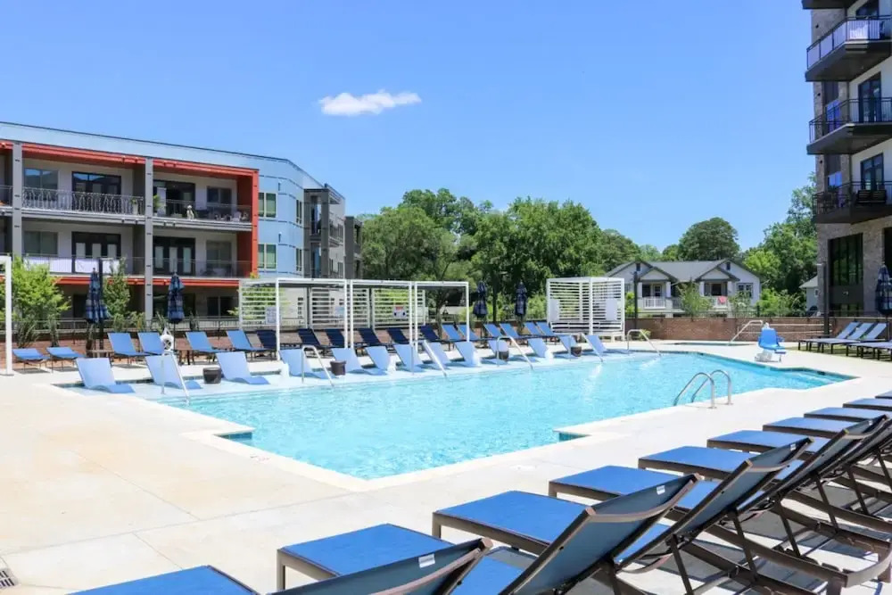 FRONTDESK Village at Commonwealth Apts Plaza Midwood Charlotte
