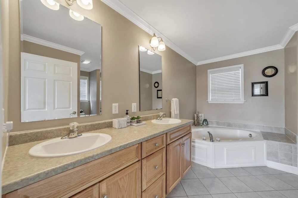 -mountain Views-great Location-near Dupont And Pisgah Forest 3 Bedroom Home by Sunscape Property Management