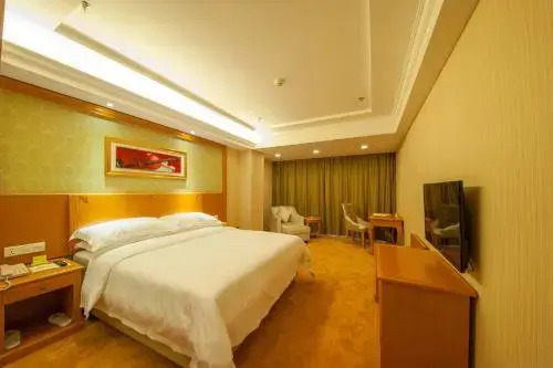 Vienna Hotel Rugao Zhengxiang Square branch