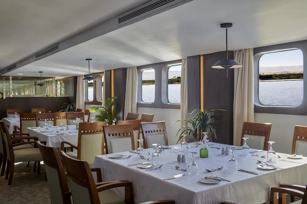 Mövenpick Royal Lily Nile Cruise, Every Monday Four Nights From Luxor, Every Friday Three Nights From Aswan - Including Excursions & Sightseeing