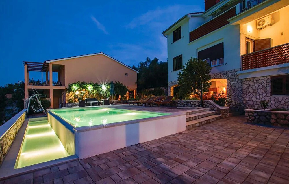 Nice Apartment in Labin With 2 Bedrooms and Outdoor Swimming Pool