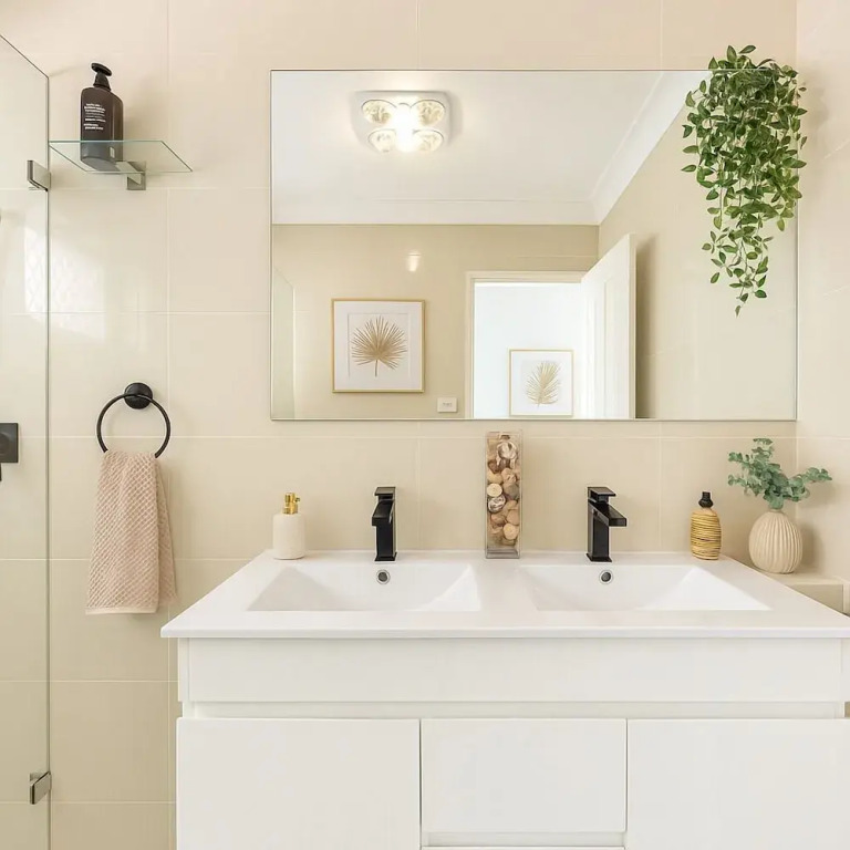 Peaceful 2BR Villa Shops & Parks Ingleburn