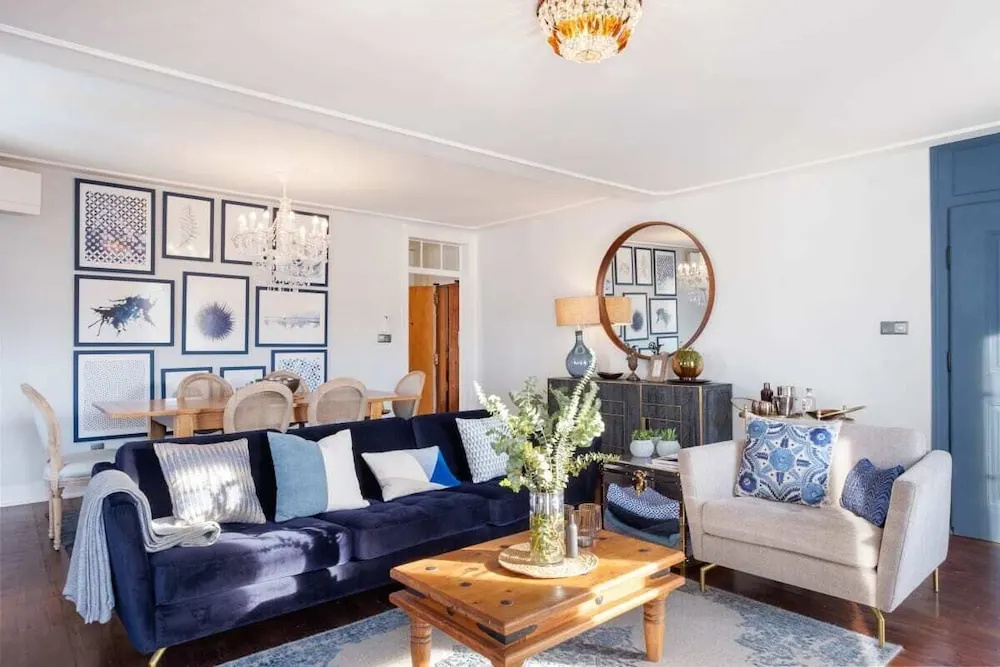 Bella Vista - Modern Classic in Heart of City