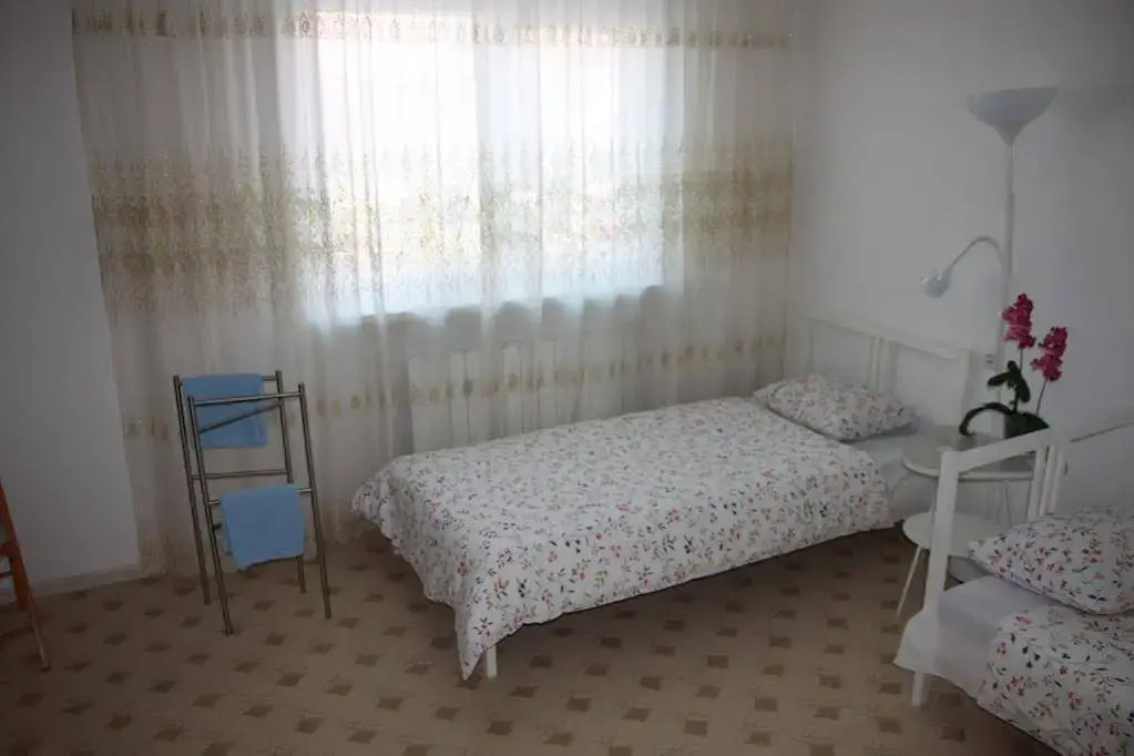 Guest House Duet