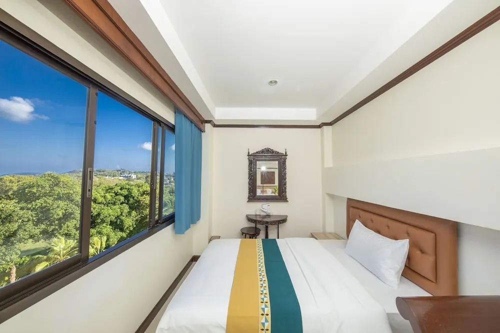 Kana Hotel Phuket普吉岛卡娜酒店