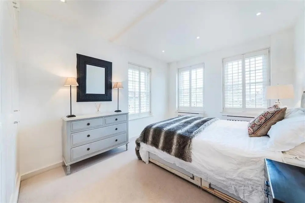 Fabulous One Bed Flat just off The Kings Road