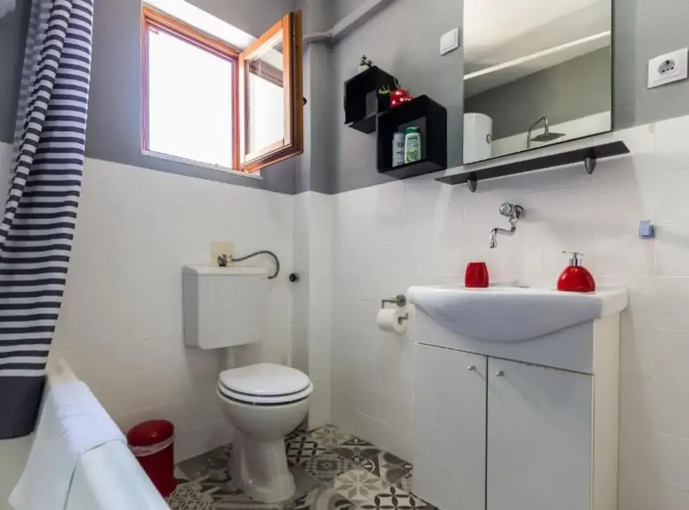 Charming Zadar Apartment Near Old Town With Convenient Access to Beaches