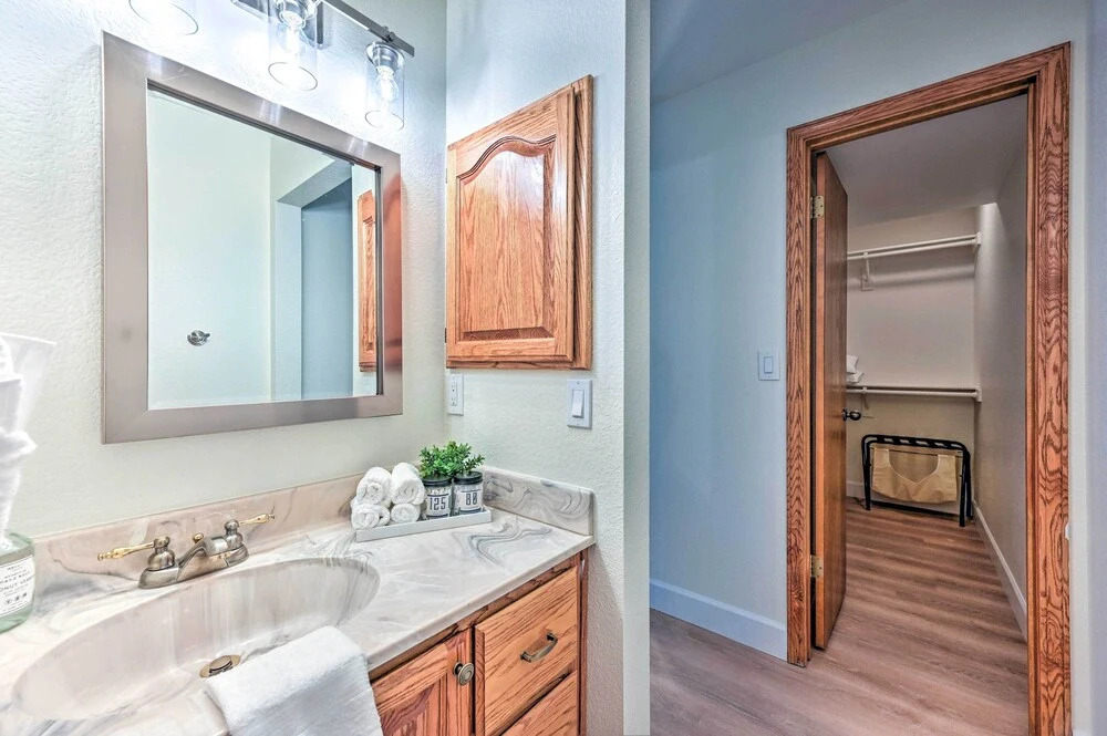 Spacious Flagstaff Home w/ Hot Tub & Grill!