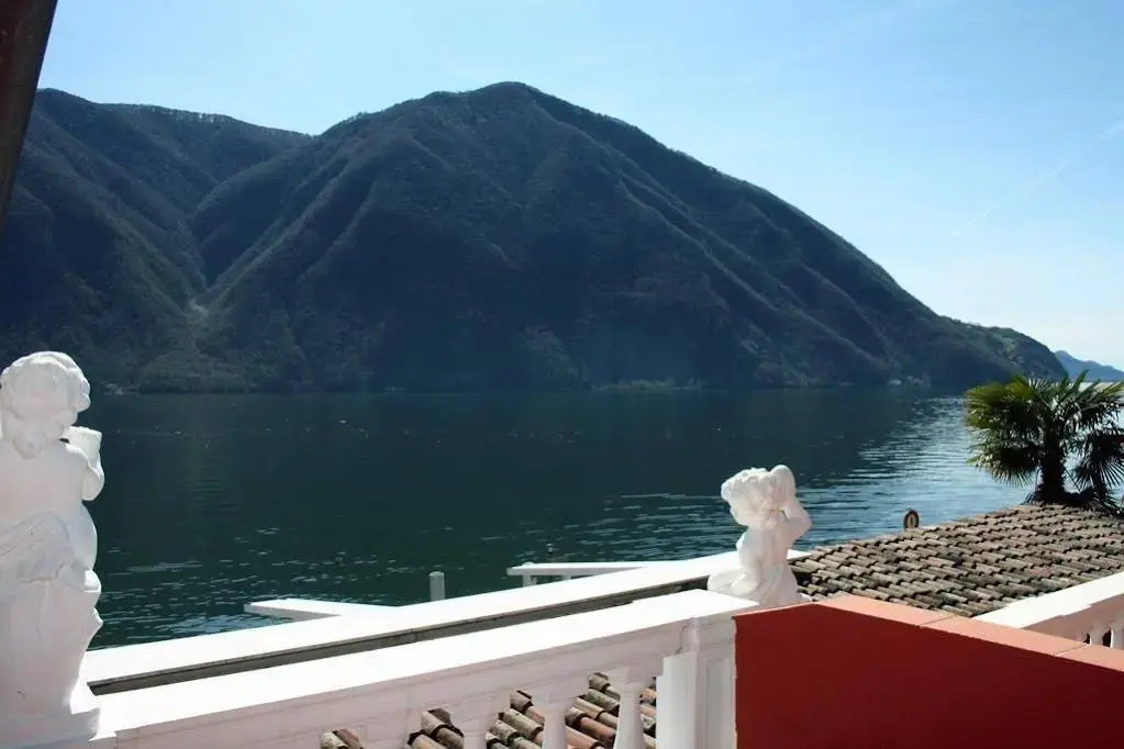 Elvezia al Lago