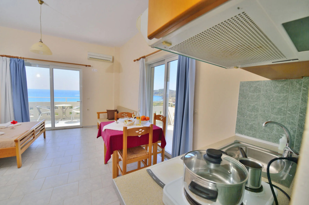 Falassarna Beach studios&apartments