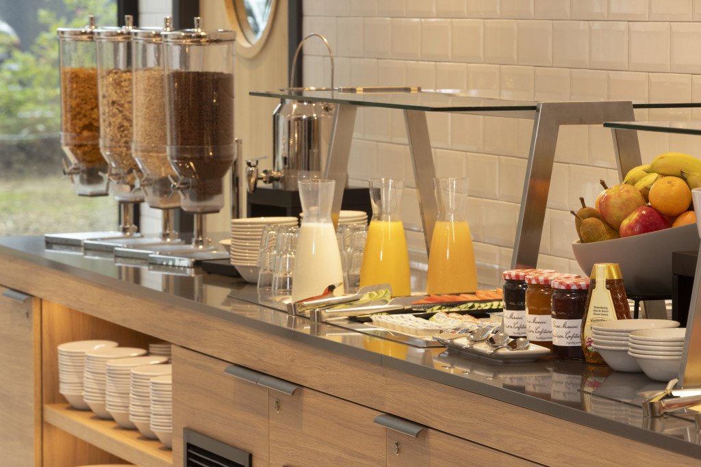 Holiday Inn Express Brussels - Airport by IHG