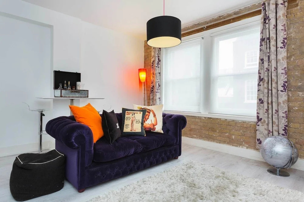 Veeve - Sophisticated Soho