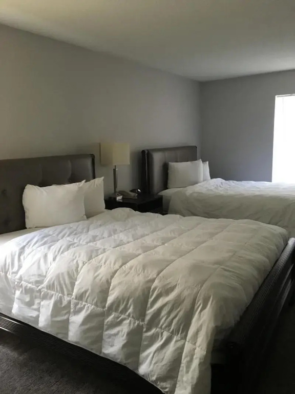 Ambassador Inn