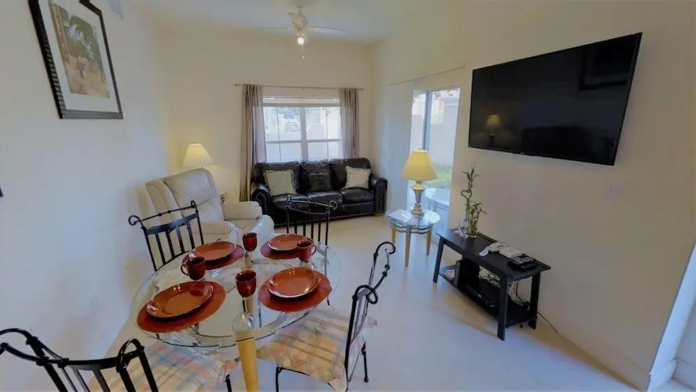 Venetian Bay 2250 - Four Bedroom Townhome
