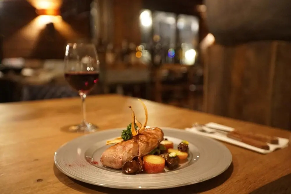 Champoussin Lodge