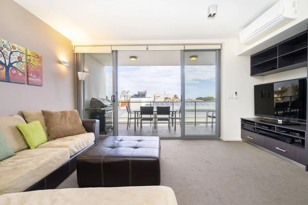 Executive Studio Inner City Apartment
