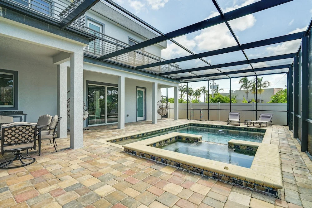 Game Room & Bbq: Cape Coral Escape, 5 Mi to Beach!