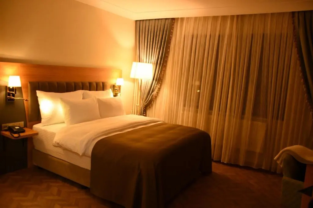 AK LİFE HOtEL