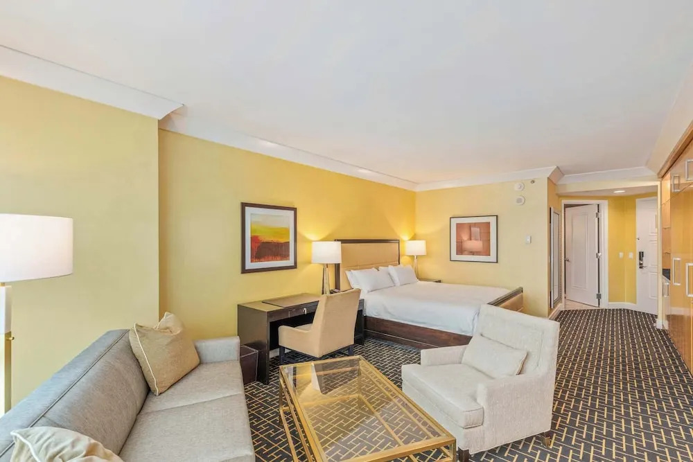Trump International Condo Hotel